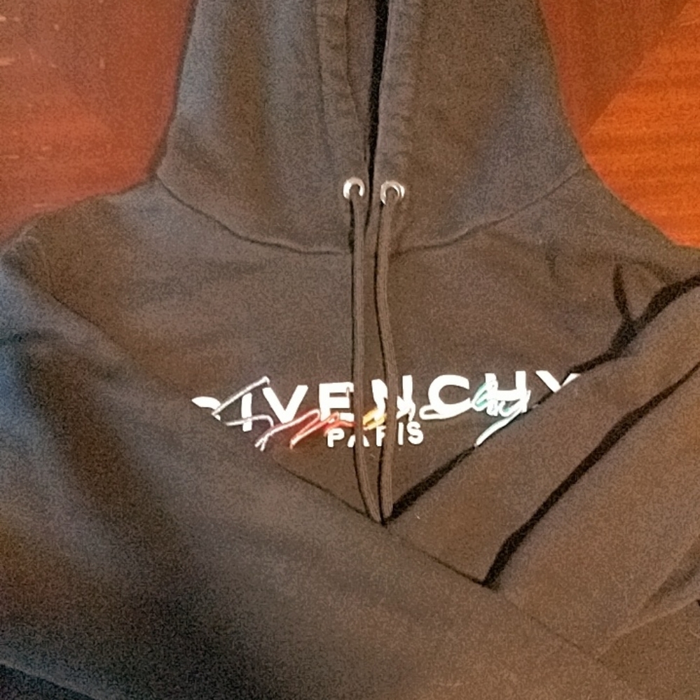 Black givenchy hoodie